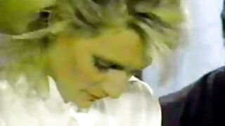 Prsata punca uporablja vibrator