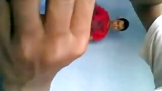 Rdečelaska se sleče