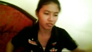 Moja draga poskakuje njeno lepo telo na mojem tiču