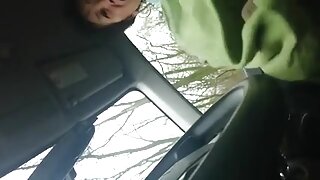 Babe z dlakavo režo udarijo