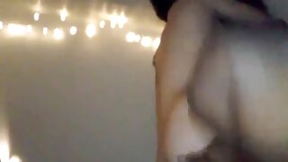 Besno prstam njeno muco do špricanja