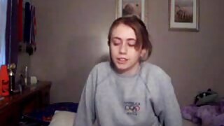 Osupljiv model spletne kamere z velikimi joški